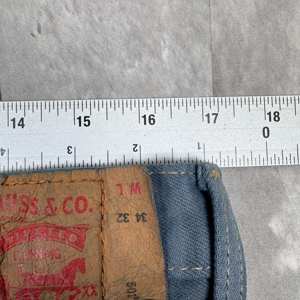 Levis 501 Jeans Mens 34x32 Blue Gray Distressed Button Fly Casual Straight Y2K